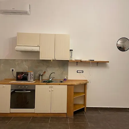 Chez Deca 4*