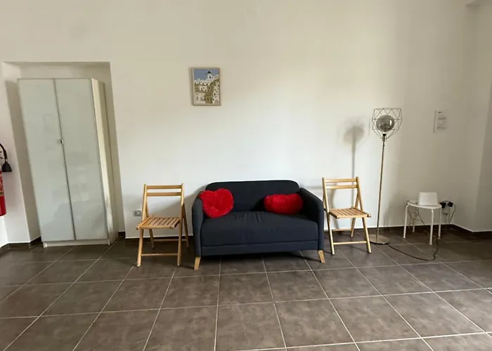 Chez Deca نابولي